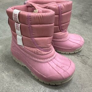 OshKosh B'gosh Light Pink Kids Snow Boots